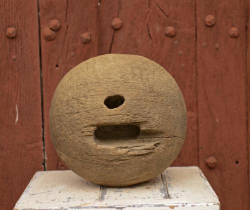 skittle ball - wood  - ca 1900 - North of France --  Diam 28 cm -- € 225,--